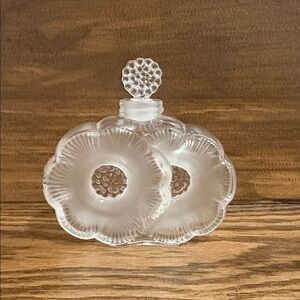 Lalique Deux Fleurs Perfume